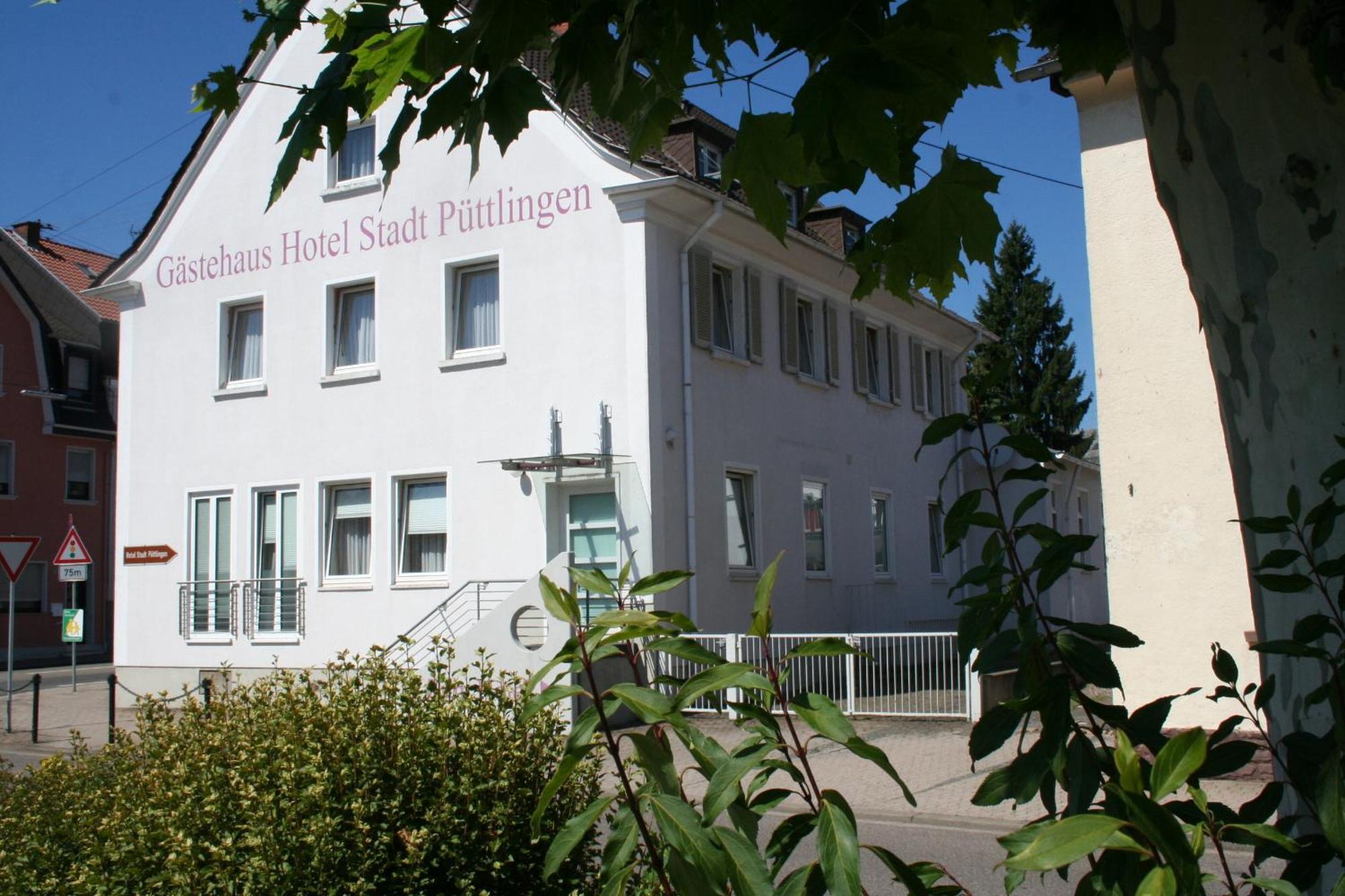 Domizil Alte Post Hotell Püttlingen Eksteriør bilde